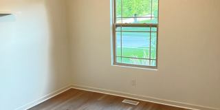 Move-in special offer!!! Spacious home in super nice neighborhood in Northwest Omaha in Elkhorn School District for under $3,000 Gallery 33