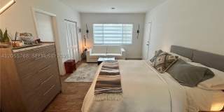 345 Collins Ave Gallery 4