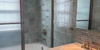 1249 DERBYSHIRE RD Gallery 20