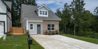 2 Bedroom with Bonus Office! Gallery 1