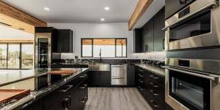 6111 E Victoria Drive Gallery 14