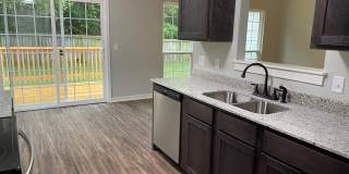 Fully renovated 3 bed/2 bath home Gallery 1