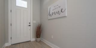 4402 W GRAY STREET Gallery 6