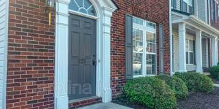 223 Spring Crossing Circle Gallery 1