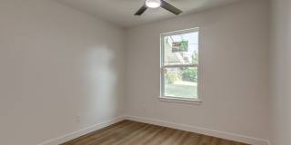 1723 West Park Place Gallery 41