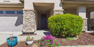 Solar Home Spacious 5-Bedroom in Blackstone with Resort Style Amenities Gallery 4