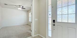 !!!NOW AVAILABLE!!! Beautiful 4-Bedroom PET FRIENDLY Home for Rent in RANDAL PARK! Gallery 16