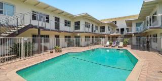 519 Stratford Court Unit C Gallery 1