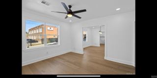 2501 S Maple Street Gallery 4