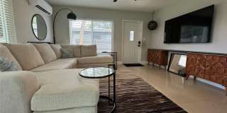 1005 NE 17th Court Gallery 9
