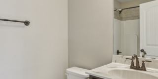 Center Pointe Townhomes Gallery 26