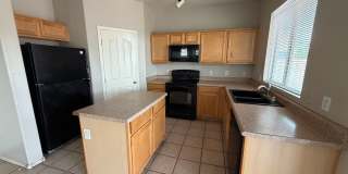 Beautiful Home for Rent in Avondale! **NEW CARPET** Beautiful Home for Rent in Avondale! **NEW CARPET** Gallery 5