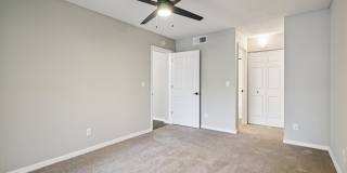Lakeside Glen Gallery 11
