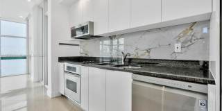 3131 NE 188th St Gallery 4