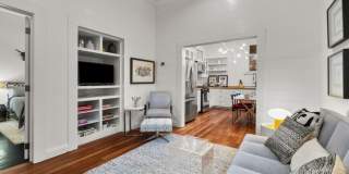 HISTORIC CHARM IN KING WILLIAM Gallery 4