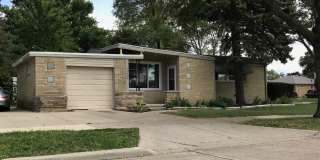24000 Beverly Gallery 1