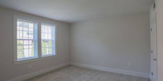 Colonial Village Apartments Gallery 6