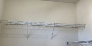 3 Bedroom Townhome in Sterling, with a large complete loft on top floor Gallery 25