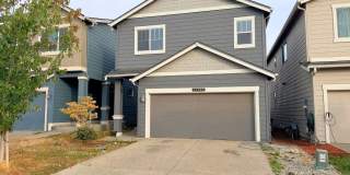 Newer Puyallup Home with Attached Garage & In-Home Laundry! Gallery 1