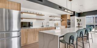 Zephyr Gallery 9