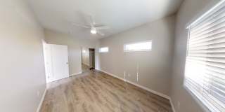 4BD/2BA, Great Yard Space! Gallery 6