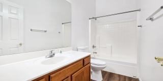 Clean and Cozy home in desirable area! Gallery 19