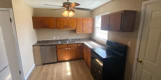 1428 W Hamilton St Gallery 3