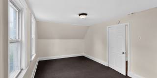 Charming 2BR Duplex in Buffalo Gallery 12