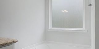 156 Hamlet Court Gallery 22