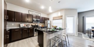 Legacy Creekside Apartments Gallery 26