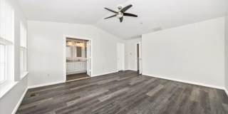 4960 CLARENDON Terrace Gallery 37