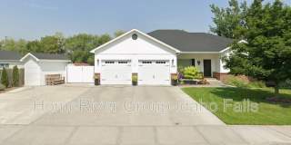 3382 Grove Ln Gallery 1