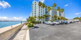 7501 E Treasure Dr Gallery 36