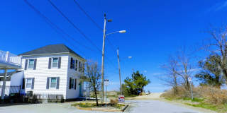 Come live at the Bay! Two Bedroom Willoughby Beach Cottage Available August 1st Gallery 21