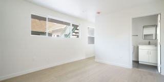2896 W 14th St Gallery 10