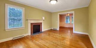 11 Carolina Avenue Gallery 5