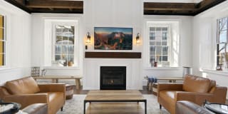 Ashbridge Gallery 28