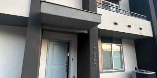 Townhome in Long Valley! Gallery 1