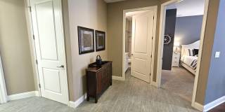Seasonal Short-Term 2 Bedroom, 2.5 Bath Multi-Level Condo with Balcony and Patio located on Venice Island! Gallery 35