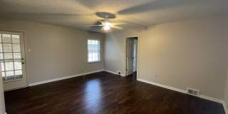 2420 STRATFIELD Dr Gallery 20