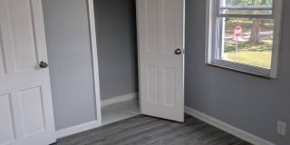 Updated 5 Bed, 2 Bath in Euclid Gallery 16