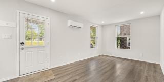 30 KEYSTONE Avenue Gallery 5