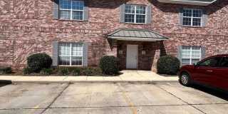 111 Armand Oaks Gallery 1