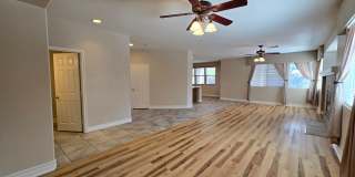 An Amazing NW Home! Over 3300 sq ft w/ pool & spa! Must see! Gallery 15