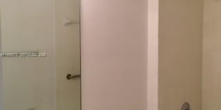 3323 NE 11th Dr Gallery 5