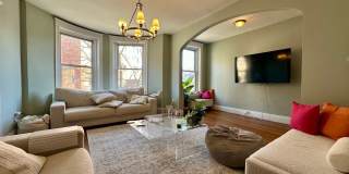 Perfect Apt: Modern, Sunny & Spacious!  Apt in The Perfect Location near BU Campus with Heat and Hot Water Included Gallery 11