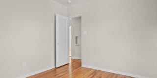Remodeled Midtown Bungalow Gallery 16