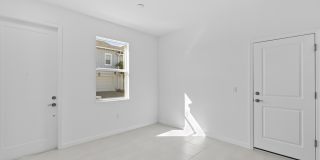 4404 Longwood Lake Square Gallery 7