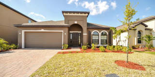 1033 Musgrass Circle Gallery 1