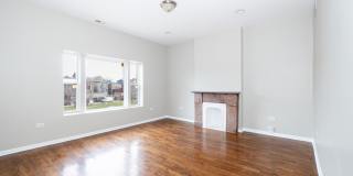 4326 S CALUMET Avenue Gallery 2
